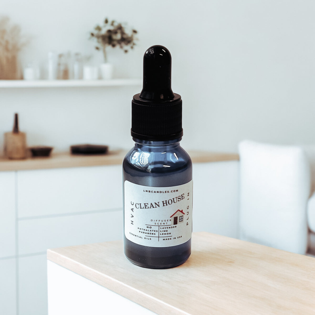 Clean House Essential OIl Plug In Diffuser  Blend